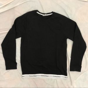 Black Calvin Klein crewneck sweater. Size mens M.